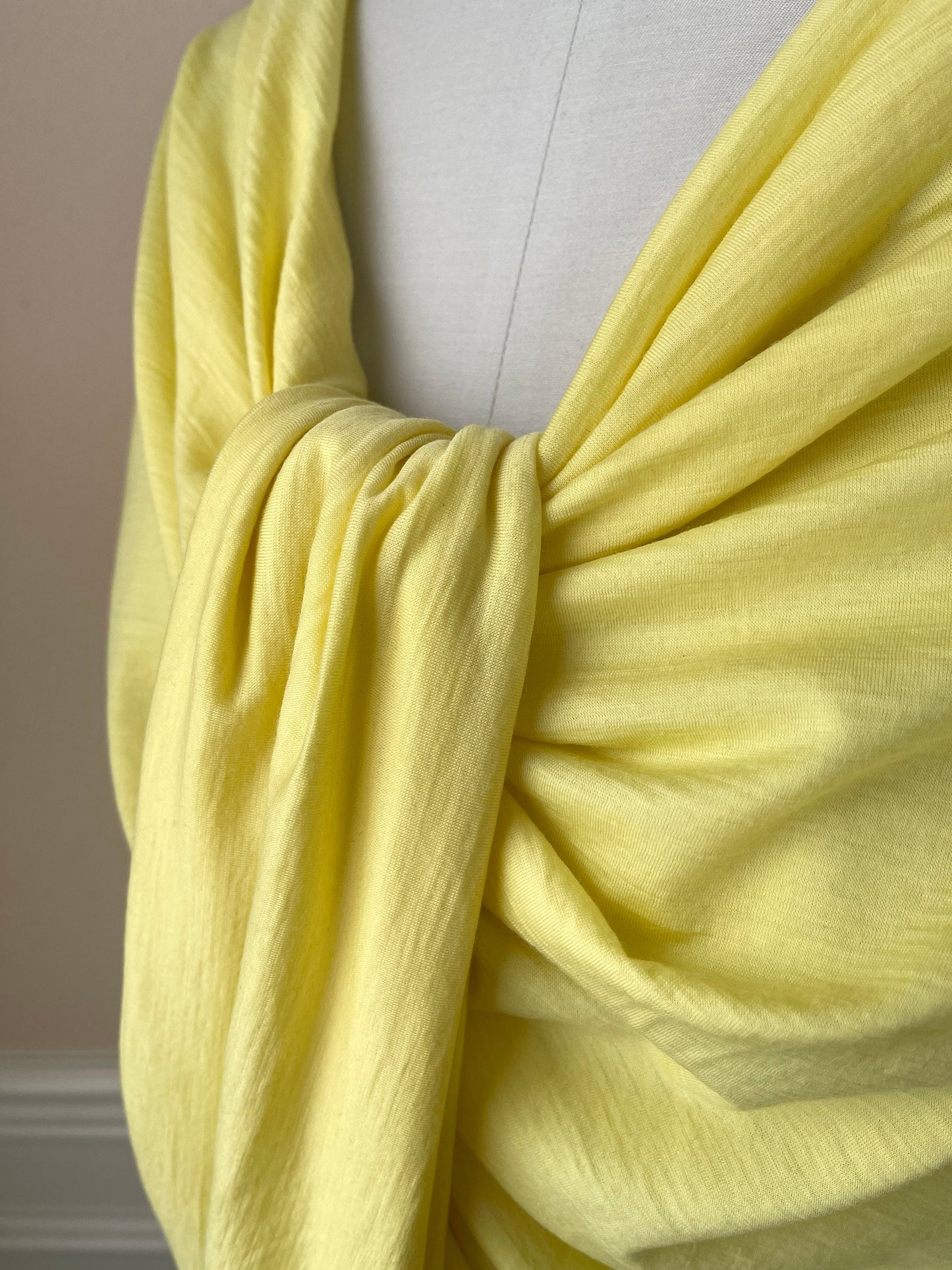 Close Look at how merino wool drape and folds.