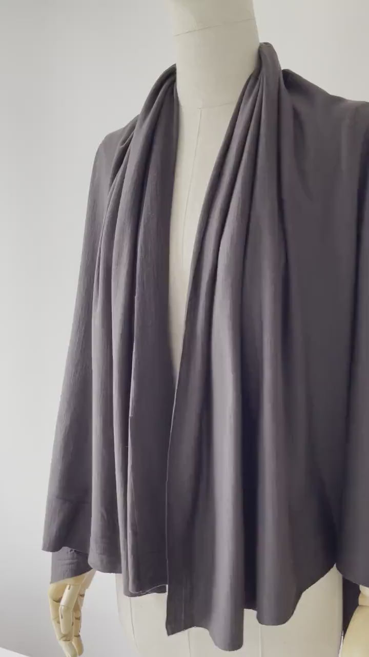 Video of 100% Merino wool crafted with New Zealand Merino sheep fiber.